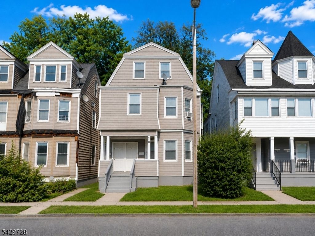 18 Girard Ave, East Orange City, NJ 07017