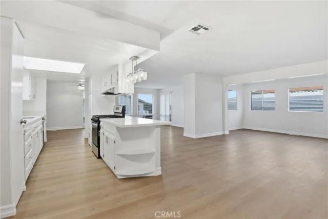 2550 Pacific Coast 258, Torrance, CA 90505