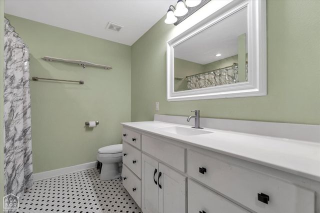 102 Olive Street, Pocahontas, AR 72455