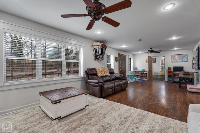 102 Olive Street, Pocahontas, AR 72455