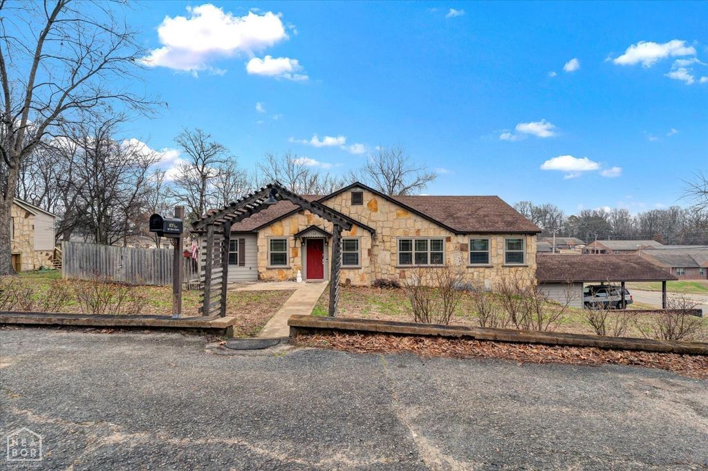 102 Olive Street, Pocahontas, AR 72455