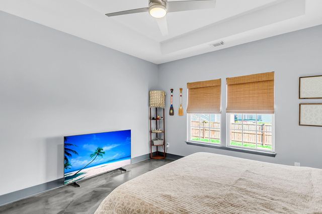 102 Worthington Drive, Moncks Corner, SC 29461