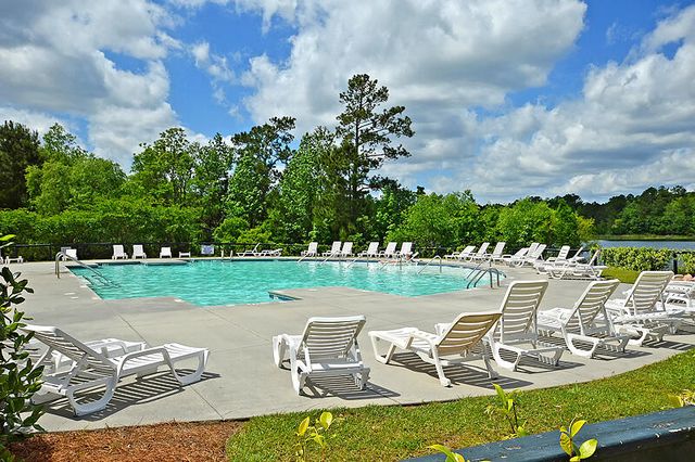 102 Worthington Drive, Moncks Corner, SC 29461