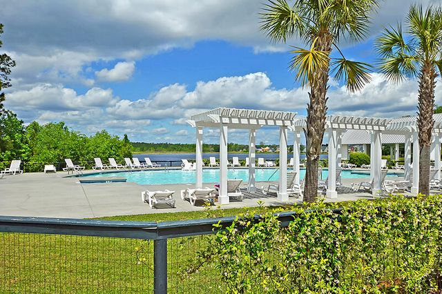 102 Worthington Drive, Moncks Corner, SC 29461