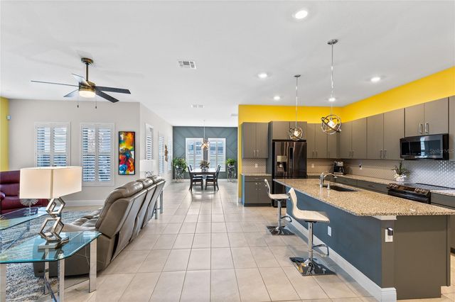 8322 CANETTI STREET, Orlando, FL 32827