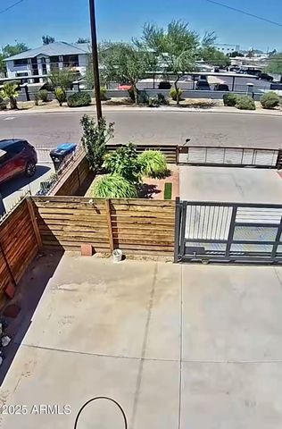 1825 E ADAMS Street, Phoenix, AZ 85034