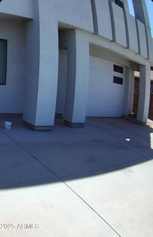 1825 E ADAMS Street, Phoenix, AZ 85034