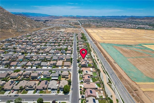 26707 Mountaingate, Menifee, CA 92585