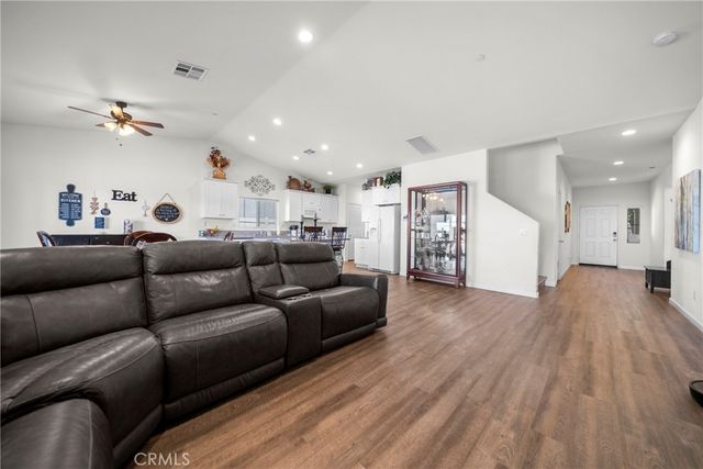 26707 Mountaingate, Menifee, CA 92585