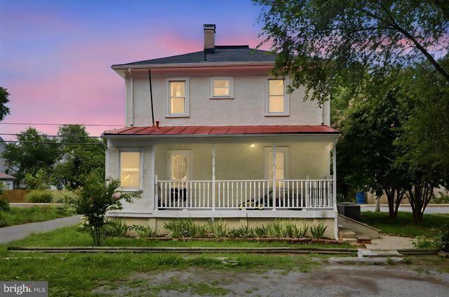 213 E STONEWALL DR, Front Royal, VA 22630