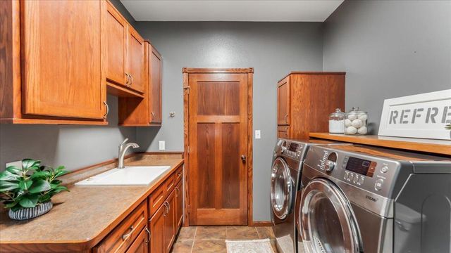 3411 Pawnee Drive SE, Alexandria, MN 56308