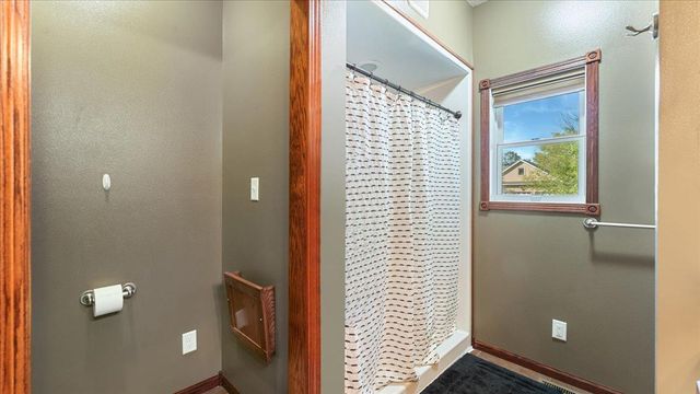 3411 Pawnee Drive SE, Alexandria, MN 56308