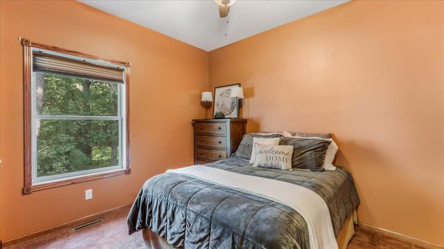 3411 Pawnee Drive SE, Alexandria, MN 56308