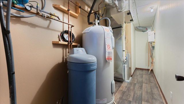 3411 Pawnee Drive SE, Alexandria, MN 56308