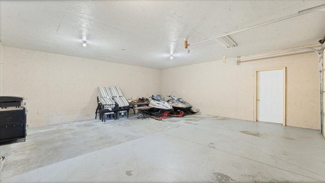 3411 Pawnee Drive SE, Alexandria, MN 56308