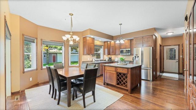 3411 Pawnee Drive SE, Alexandria, MN 56308