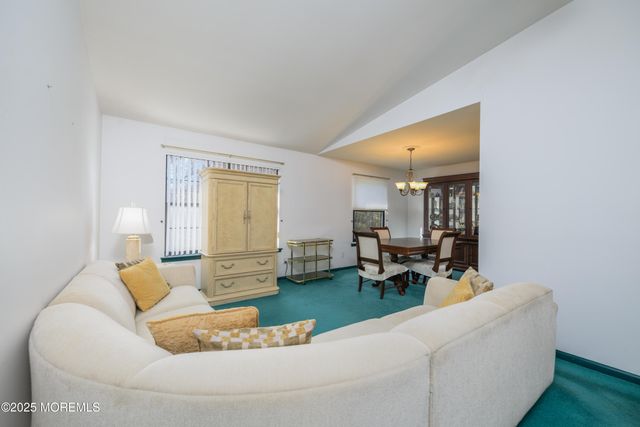 85 Starlight Road, Howell, NJ 07731