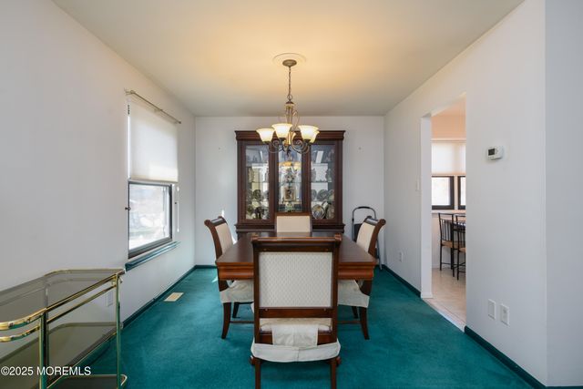 85 Starlight Road, Howell, NJ 07731