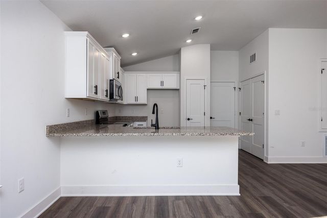2572 SW 250TH TERRACE, Newberry, FL 32669