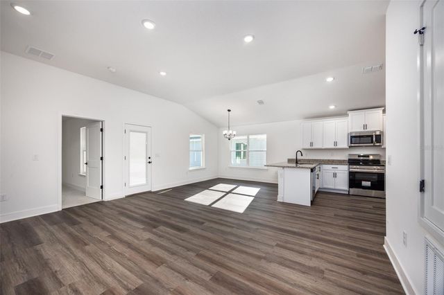 2572 SW 250TH TERRACE, Newberry, FL 32669
