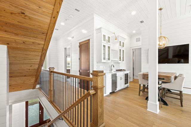 17 Palm Ct Lane, Inlet Beach, FL 32461