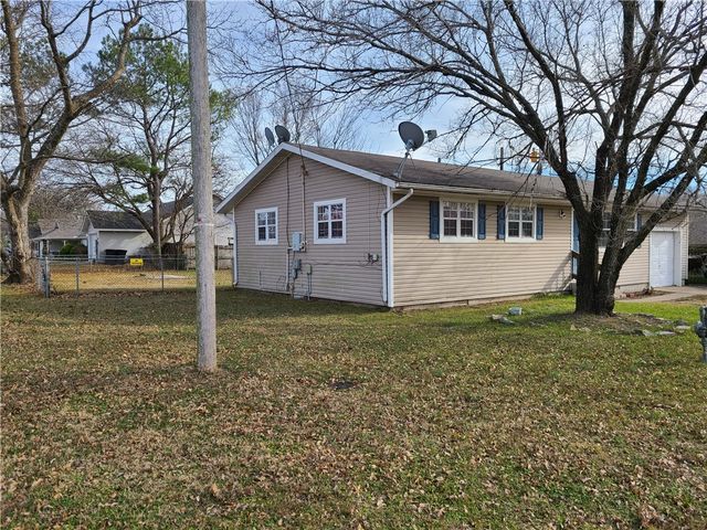 1803 40th Street, Springdale, AR 72762