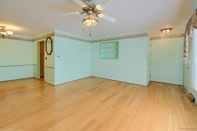 3337 Field Road 10, Clio, MI 48420