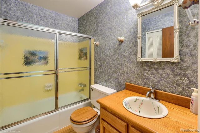 3337 Field Road 10, Clio, MI 48420