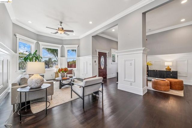 848 33rd St, Oakland, CA 94608