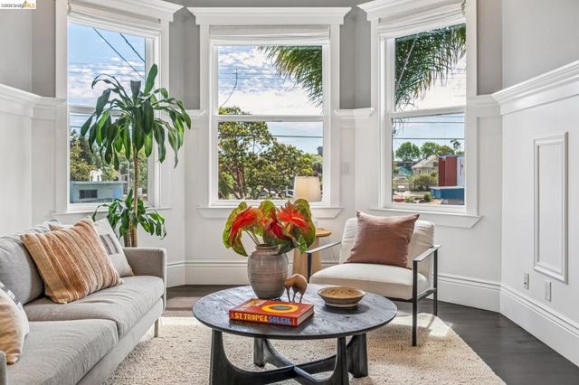 848 33rd St, Oakland, CA 94608