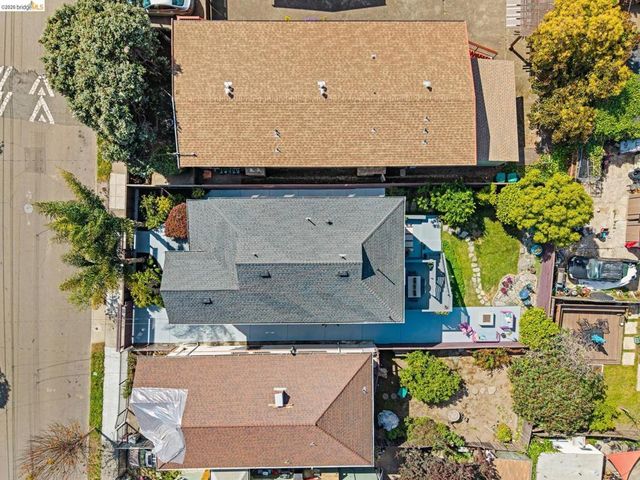 848 33rd St, Oakland, CA 94608