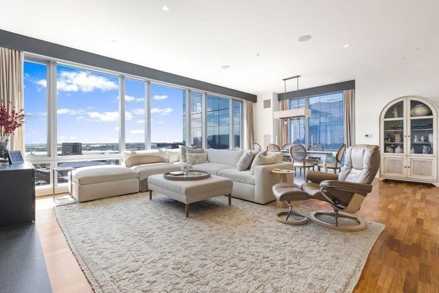 500 Atlantic Ave PH20J, Boston, MA 02210