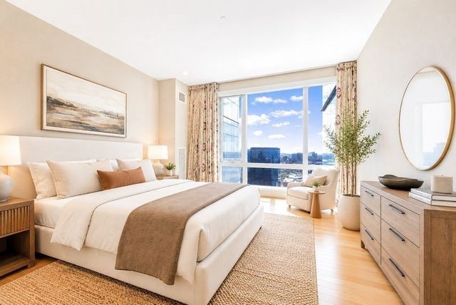 500 Atlantic Ave PH20J, Boston, MA 02210