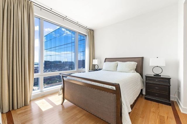 500 Atlantic Ave PH20J, Boston, MA 02210