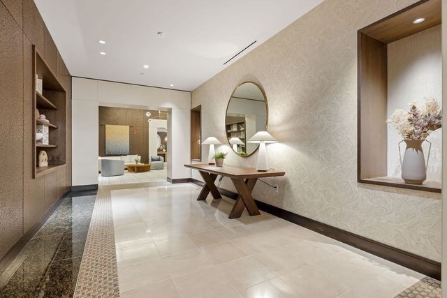 500 Atlantic Ave PH20J, Boston, MA 02210