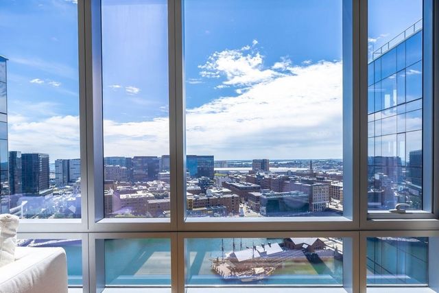 500 Atlantic Ave PH20J, Boston, MA 02210