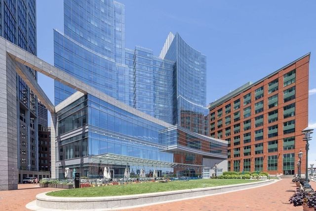 500 Atlantic Ave PH20J, Boston, MA 02210