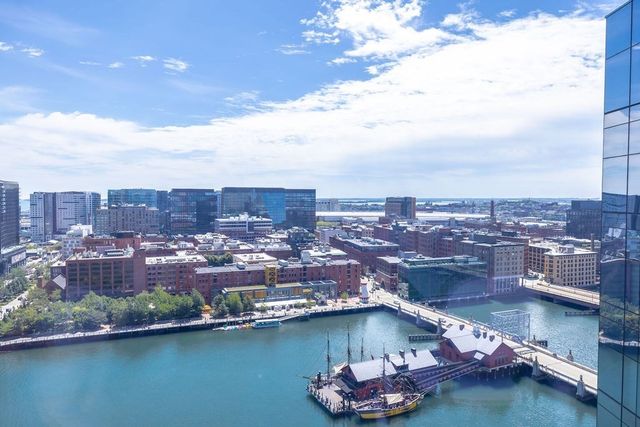 500 Atlantic Ave PH20J, Boston, MA 02210