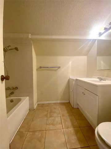 1610 W 10th ST, Austin, TX 78703