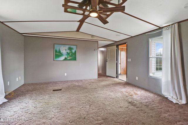 11440 Highway 70 W, Sparta, TN 38583