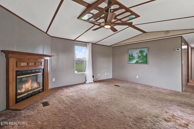 11440 Highway 70 W, Sparta, TN 38583