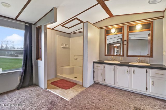 11440 Highway 70 W, Sparta, TN 38583