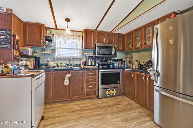 11440 Highway 70 W, Sparta, TN 38583