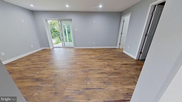 1003 CHESTNUT ST, Delta, PA 17314