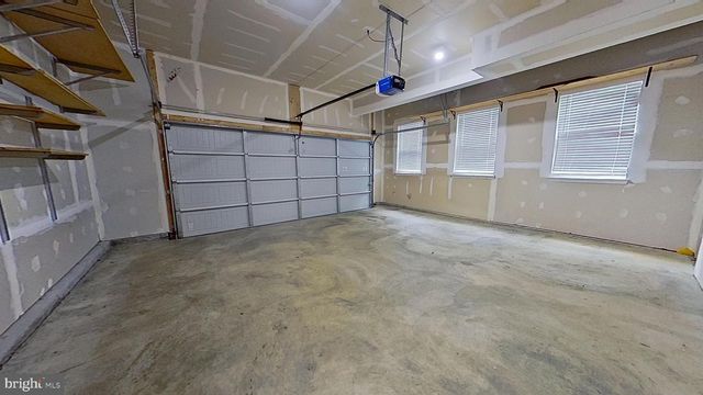 1003 CHESTNUT ST, Delta, PA 17314