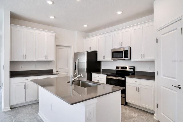 136 ACES HIGH LANE, Davenport, FL 33896