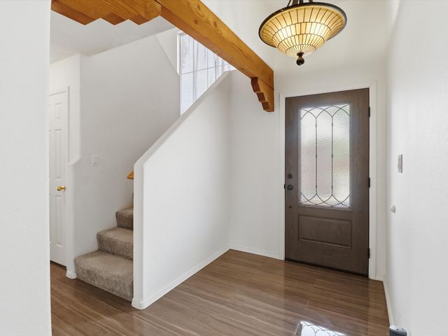 6036 Monte Verde Place, Santa Fe, NM 87507