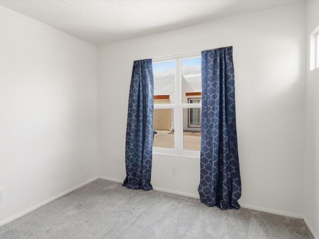 6036 Monte Verde Place, Santa Fe, NM 87507