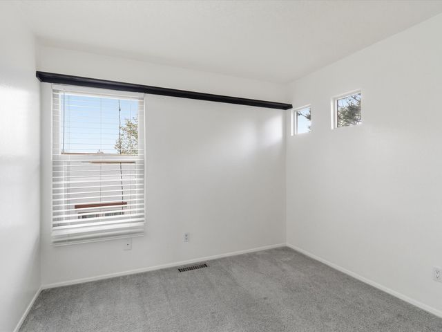 6036 Monte Verde Place, Santa Fe, NM 87507