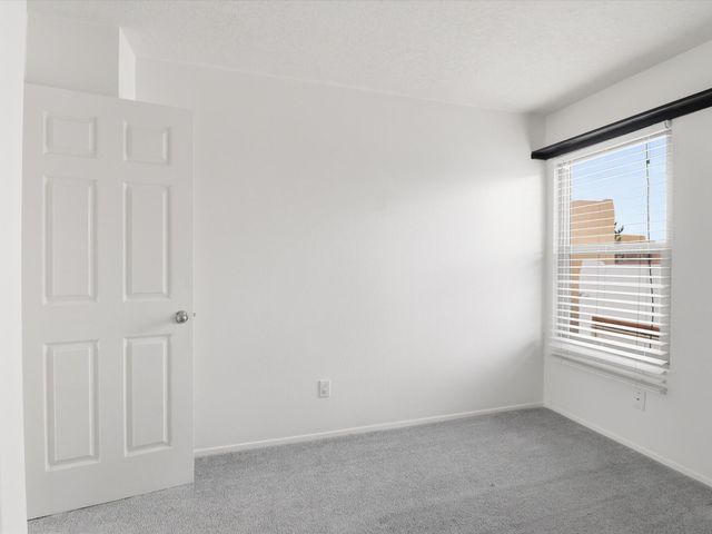 6036 Monte Verde Place, Santa Fe, NM 87507